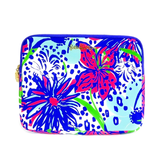 Lilly Pulitzer Handbags - LILLY PULITZER Tech Clutch Tablet Case Vegan Leather "In the Garden" Print